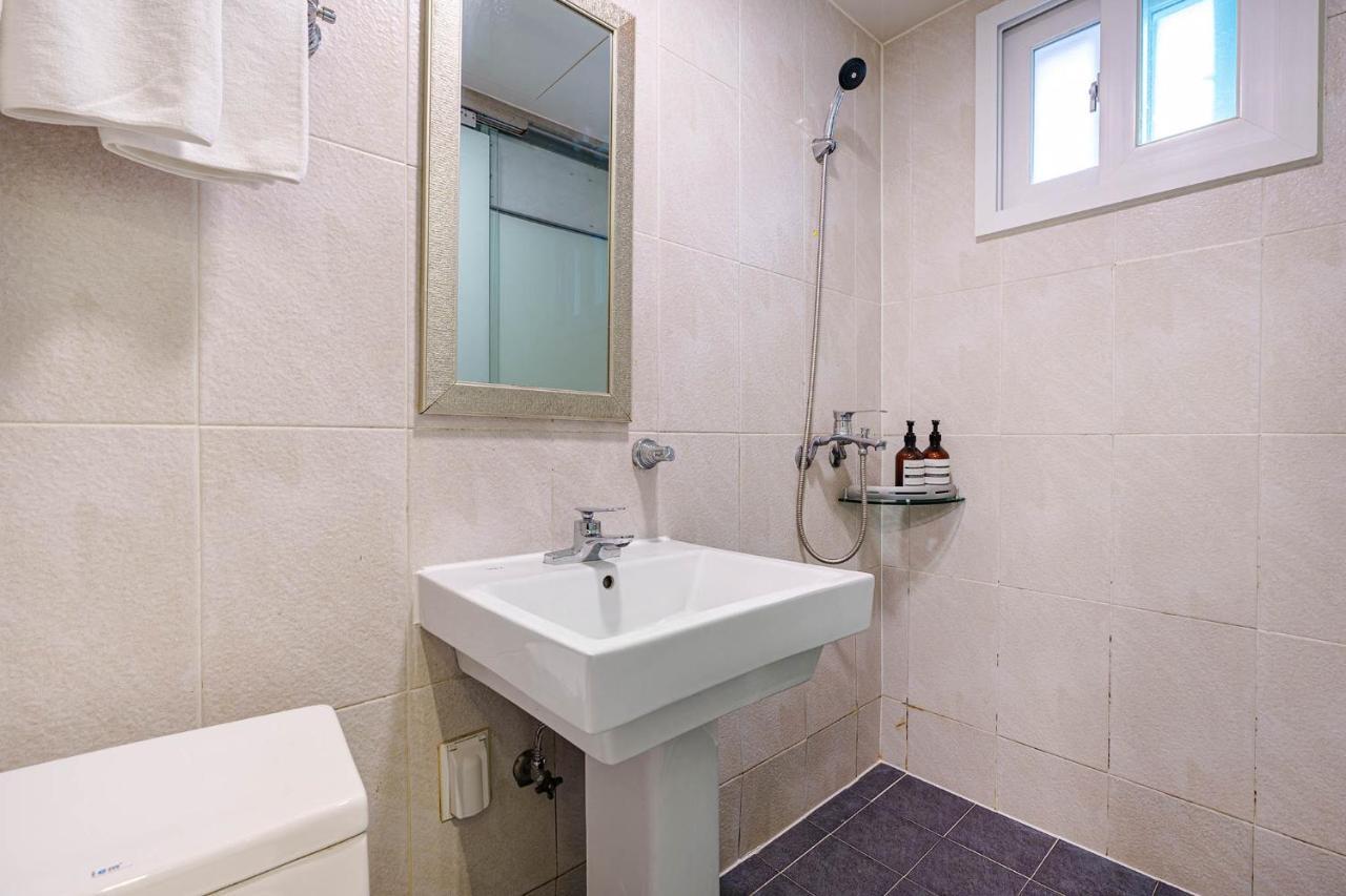Hotel Less سيول المظهر الخارجي الصورة